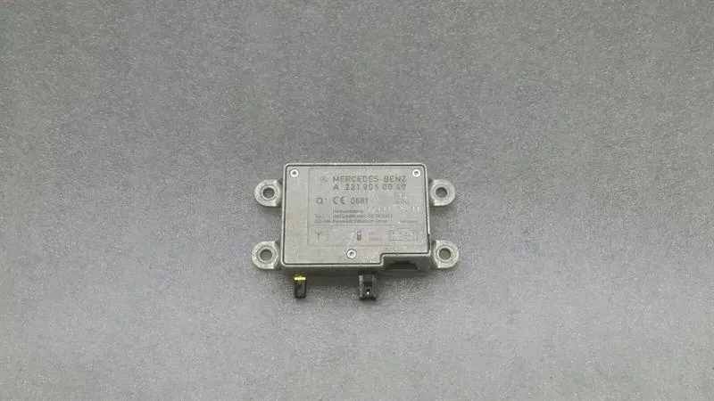 Mercedes S-class W221 aerial / antenna A2219050040 antenna