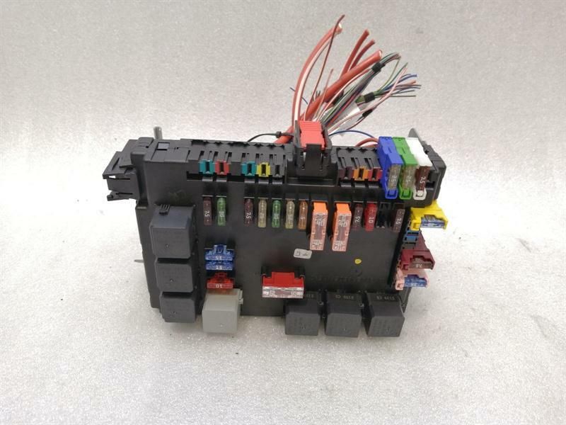 Mercedes S-Class W221 Fuse Box Rear SAM A2219006902 Fuse Box Rear SAM