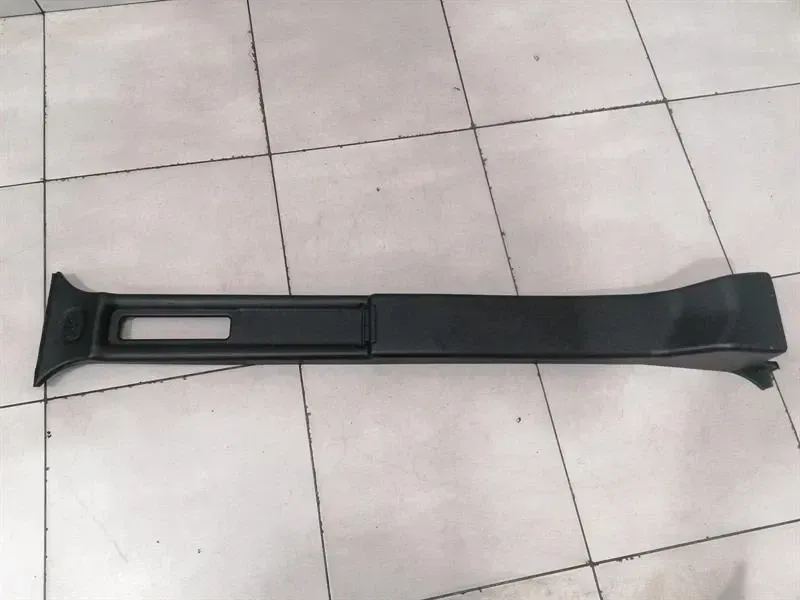 MERCEDES G-WAGEN W463 A4636900326 B POST LEFT 9045