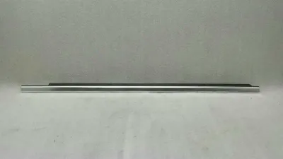 Mercedes GL X166 Front Right Body Moulding A1667250265 Bar Front Right