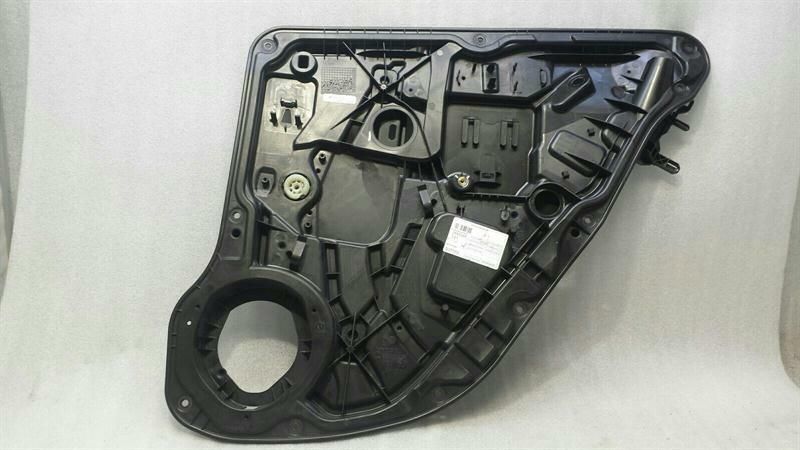 Mercedes GL X166 Right Rear Door Winder A1667309001 Window Regulator Rear Right