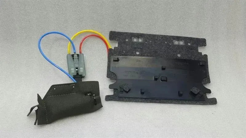 Mercedes GL X166 left seat lumbar support A0009104402 lordose support seat left