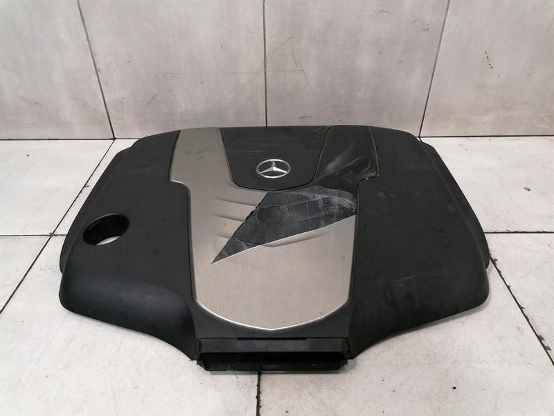 Mercedes S-class W222 engine cover A6420107267 engine cover
