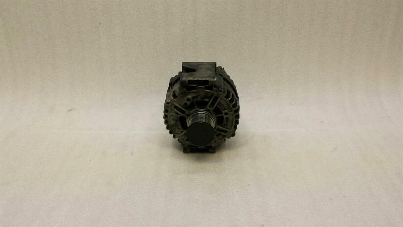 Mercedes S-Class W221 Alternator A0131540902 Alternator