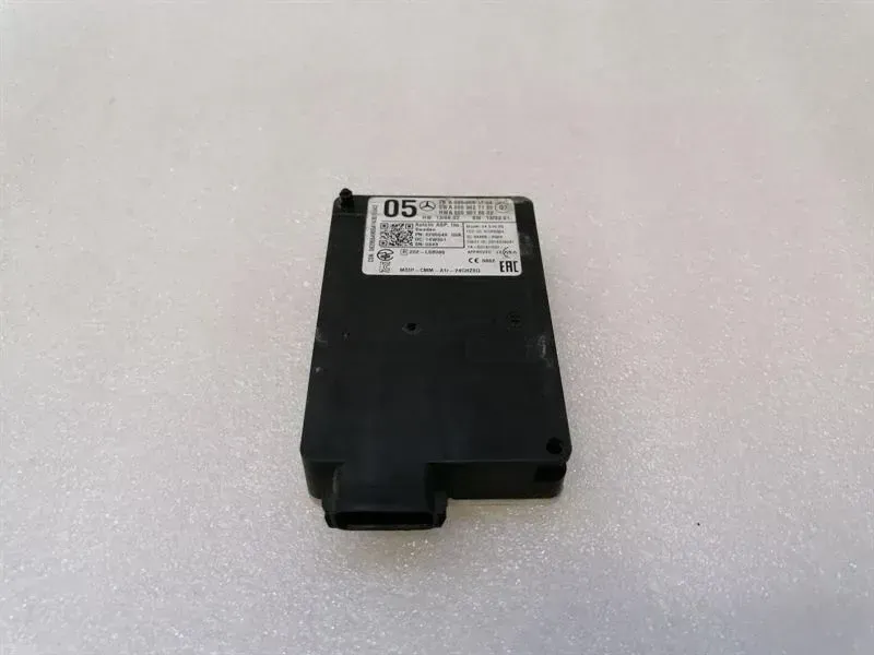 Mercedes S W222 Distronic Radar A0009051704 Control Unit DISTRONIC Blind Spot