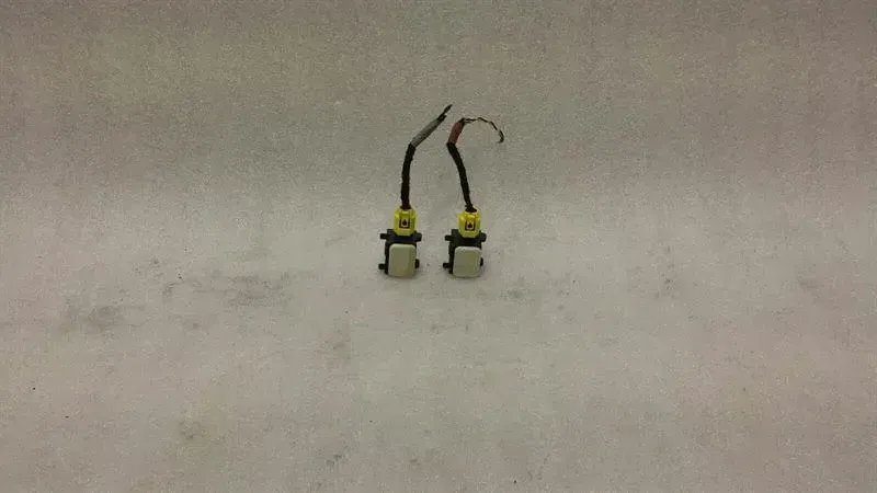 Mercedes S-Class W221 Crash Impact Sensor A0038202826 Crash Sensor