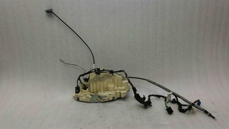 Mercedes S-Class W221 door lock rear right A2217303035 door lock rear right