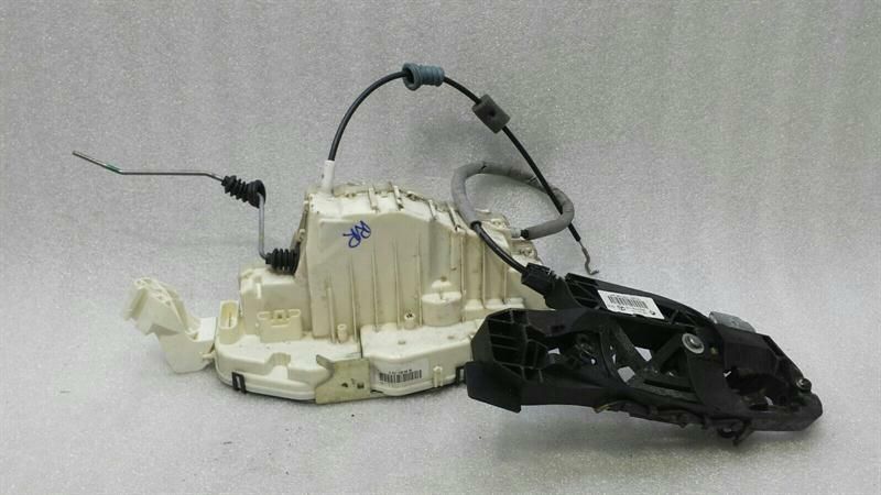 Mercedes S W221 rear right door lock A2217306635 door lock rear re keyless GO