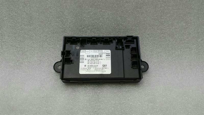 Mercedes S-Class W221 RRH door module A2219006504 door rear right control unit