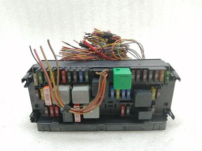Mercedes E Class W212 Fuse Box A2129007104 Fuse Box SAM