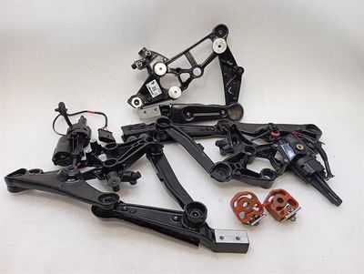 FERRARI 296 GTB 296GTB F171 SPOILER HINGE 1733020 HINGE DEFECTS