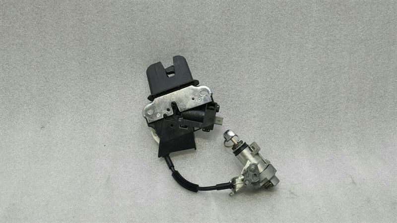 Audi S5 8T A5 Boot Lock 4F5827505D Tailgate Lock