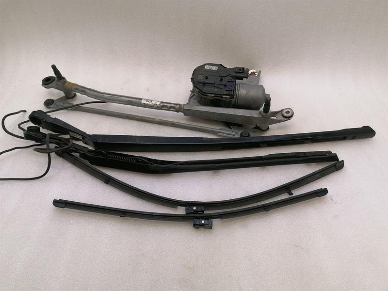 BENTLEY BENTAYGA 36A MK2 Front Wiper Linkage 4M8955023A RIGHT HANDLE RHD