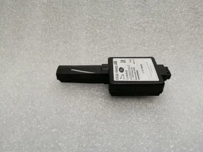 LAND ROVER Range Rover Sport L494 Antenna Amplifier CH22-15K602-AB Antenna