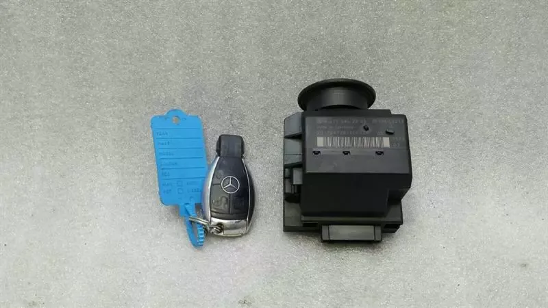 Mercedes SLK280 R171 Ignition Lock Switch A2115452308 EZS Control Unit Key