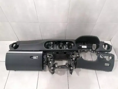 MERCEDES SL R231 DASHBOARD LEATHER A2316800387 RIGHT HAND DRIVE RHD