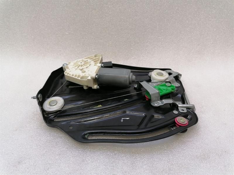 Mercedes SL R231 Left Rear Door Winder A2316700303 Rear Left Window