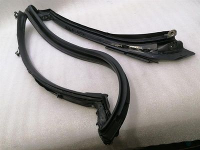 Mercedes SL R231 windshield seal A2317200078 seal windshield convertible