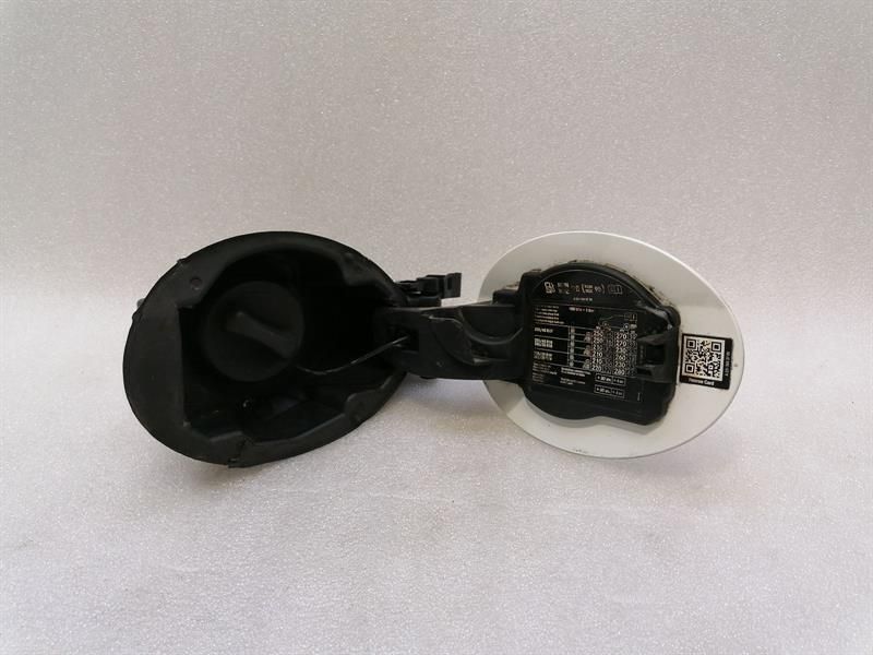 Mercedes SL R231 fuel filler cap A2316300000 fuel cap tank flap