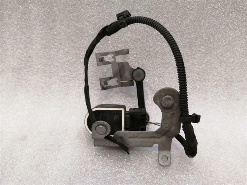 Mercedes C Class W205 Rear Right LEVEL Sensor A2139050801 Level Sensor