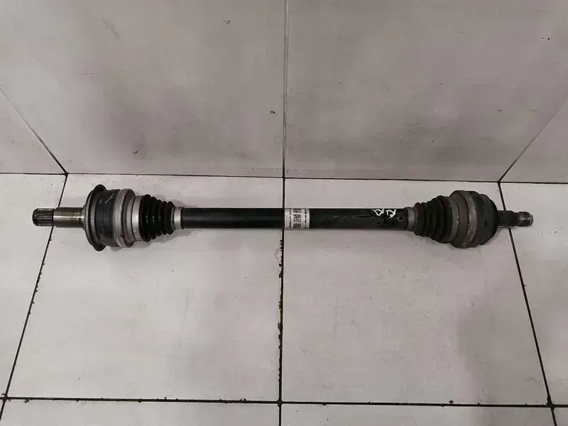Mercedes C43 W205 drive shaft rear right A2053504019 rear right drive shaft