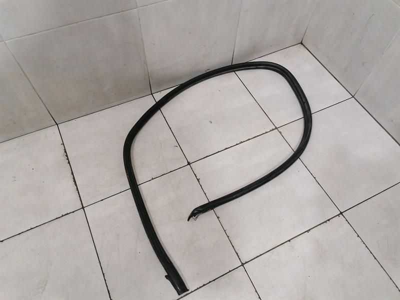 Porsche Boxster 987 Door Seal 997537076 Door Seals RIGHT RIGHT