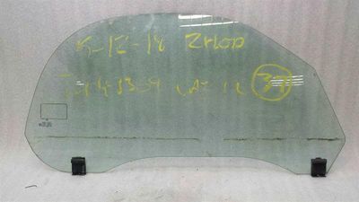 Porsche Boxster 986 right front door glass 98654251200 door window front right.