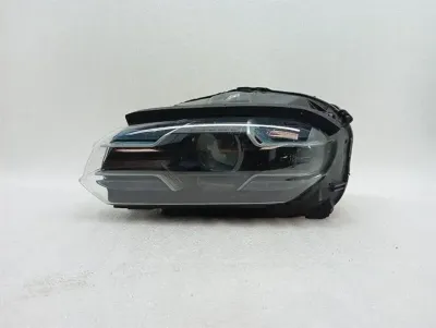 Porsche Taycan 9J Left Headlight 9JA941059G DEFECTIVE Headlight Left Damaged