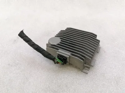 Porsche Taycan 9J electronic module amplifier 9J1035335D control unit