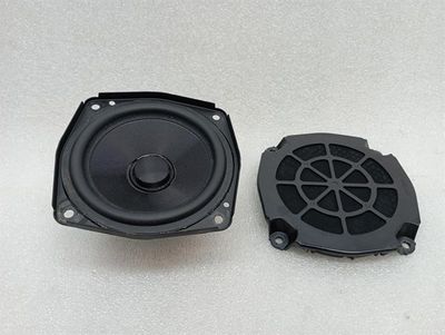 PORSCHE TAYCAN 9J Speaker 9J1035915 PART OF ASSY Lautsprecher
