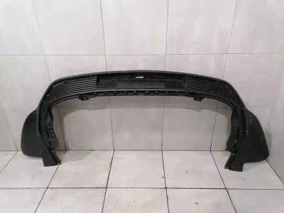 Porsche Taycan 9J Rear Bumper 9J1807983 Rear Bumper Diffuser