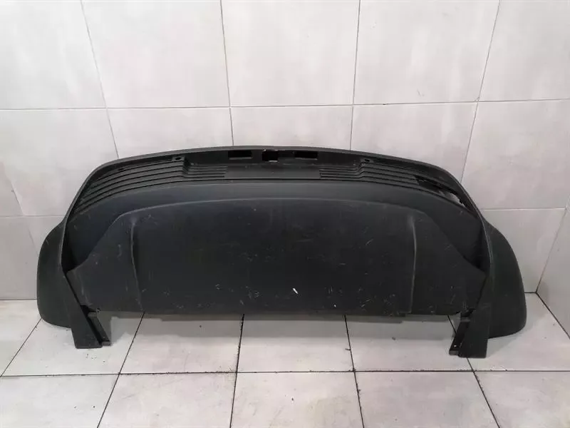 Porsche Taycan 9J Rear Bumper 9J1807983F Rear Bumper Diffuser