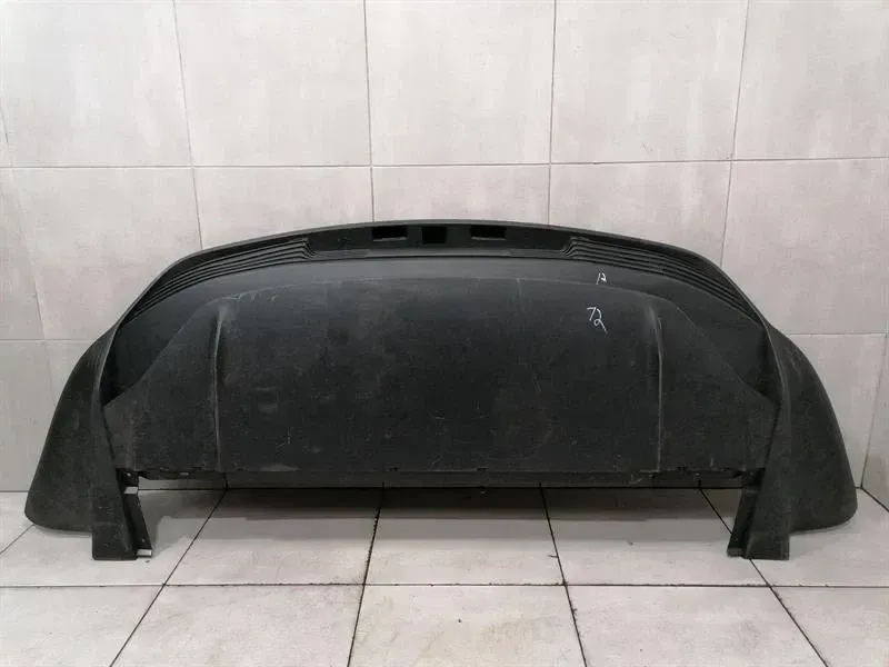 Porsche Taycan 9J Rear Bumper 9J1807983F Rear Bumper Diffuser