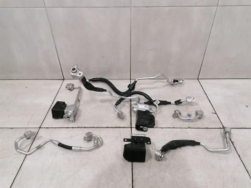 Porsche Taycan 9J A/C pipe 9J1820249J air conditioning line air conditioning set