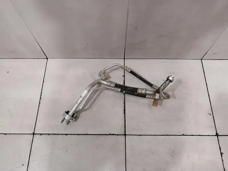 Tesla Model X P100D A/C Pipe 1054664-00-D Air Conditioning Air Conditioning