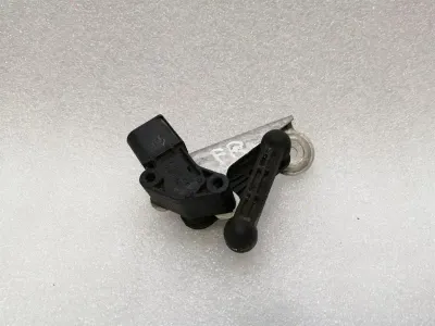 Tesla Model X P100D FRH Level Sensor 1027946-00-A Front Right Altitude Sensor