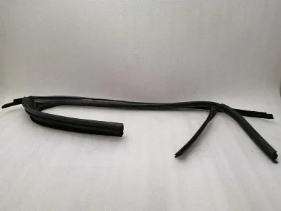Tesla Model X P100D RRH Door Seal 1032277-00-D Door Seals Rear Right