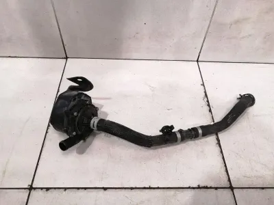 Tesla Model X P100D Additional Cooling Pump 1035348-00-F Coolant Pump Pump