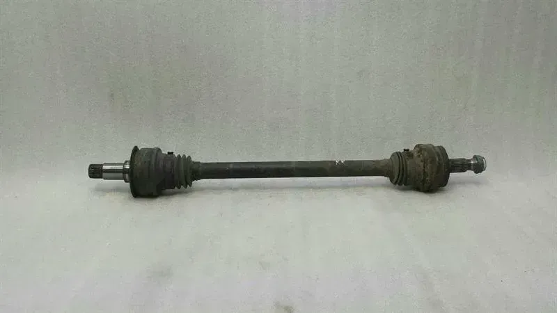 Mercedes C Class W204 Drive Shaft Rear RE A2043501710 Rear Right Drive Shaft