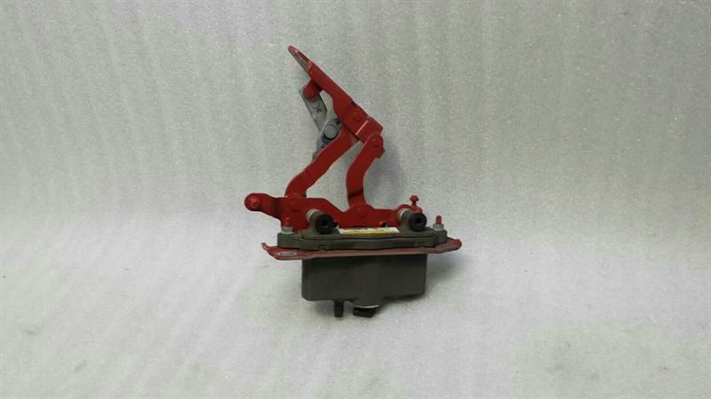 Mercedes C Class W204 Bonnet Hinge LHS A2048800128 Hood Hinge Left Actuator