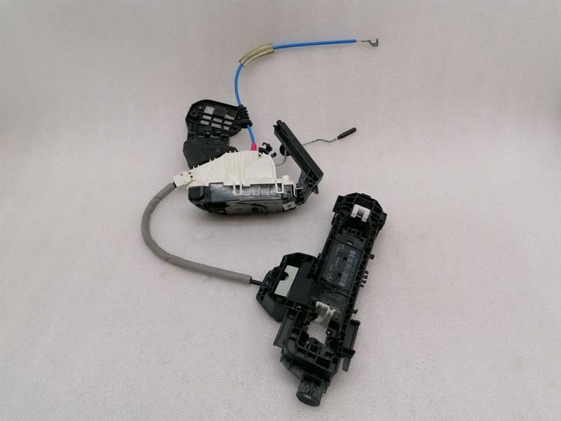 Mercedes CLA W117 C117 rear left door lock A2047302735 door lock rear left