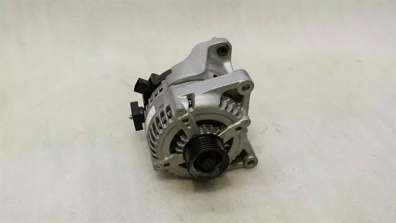 MINI COOPER F56 Alternator 7640132 Alternator 180A 1.5d