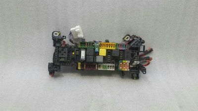 Mercedes A Class W176 W246 Fuse Box A2465400340 Fuse Box SAM W117 X156