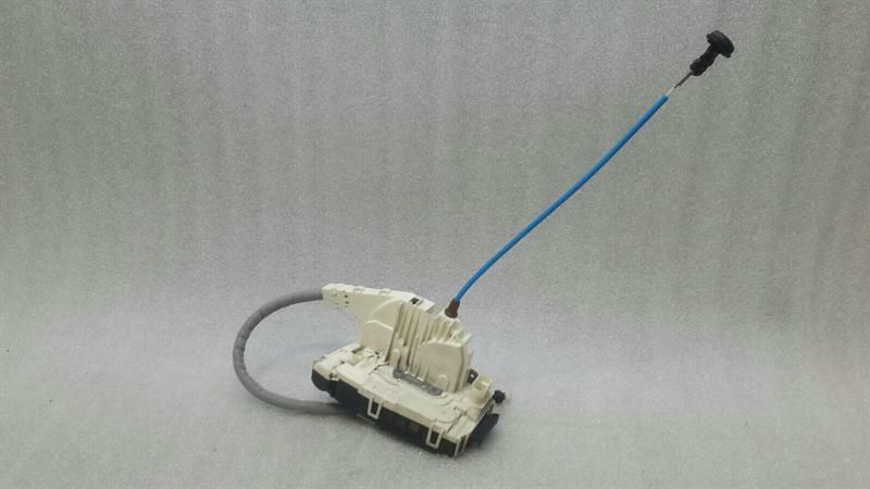 Mercedes W166 W176 front left door lock A1667200735 door lock front left RHD