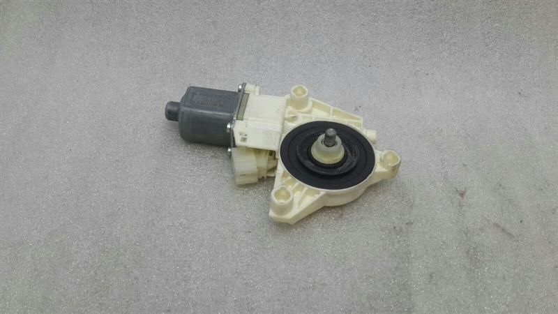 Mercedes A Class W176 Left Door Window Motor A2469065100 Window Regulator Motor Left