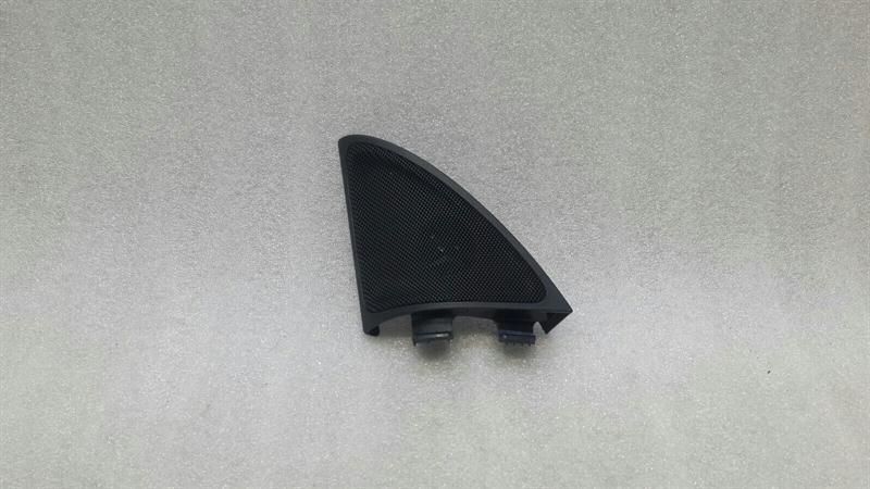 Mercedes E Class W213 Front Left Tweeter A2137270900 Speaker Front Left