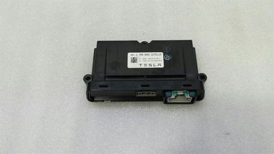 Tesla Model S 75 Park Brake Modules 1007618-00-E Parking Brake Control Unit