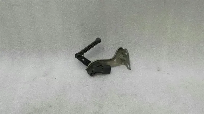 Tesla Model S 75 Suspension Level Sensor 1027976-00-A Level Sensor