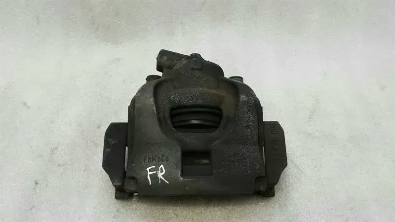 Land Rover Evoque 2.2 TD Right Front Caliper LR015386 Brake Caliper Front Right