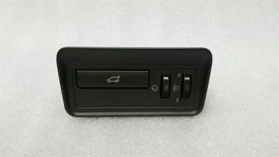 Land Rover Evoque 2.2 TD Boot Opener Switch BJ32-11654-AB Tailgate Switch